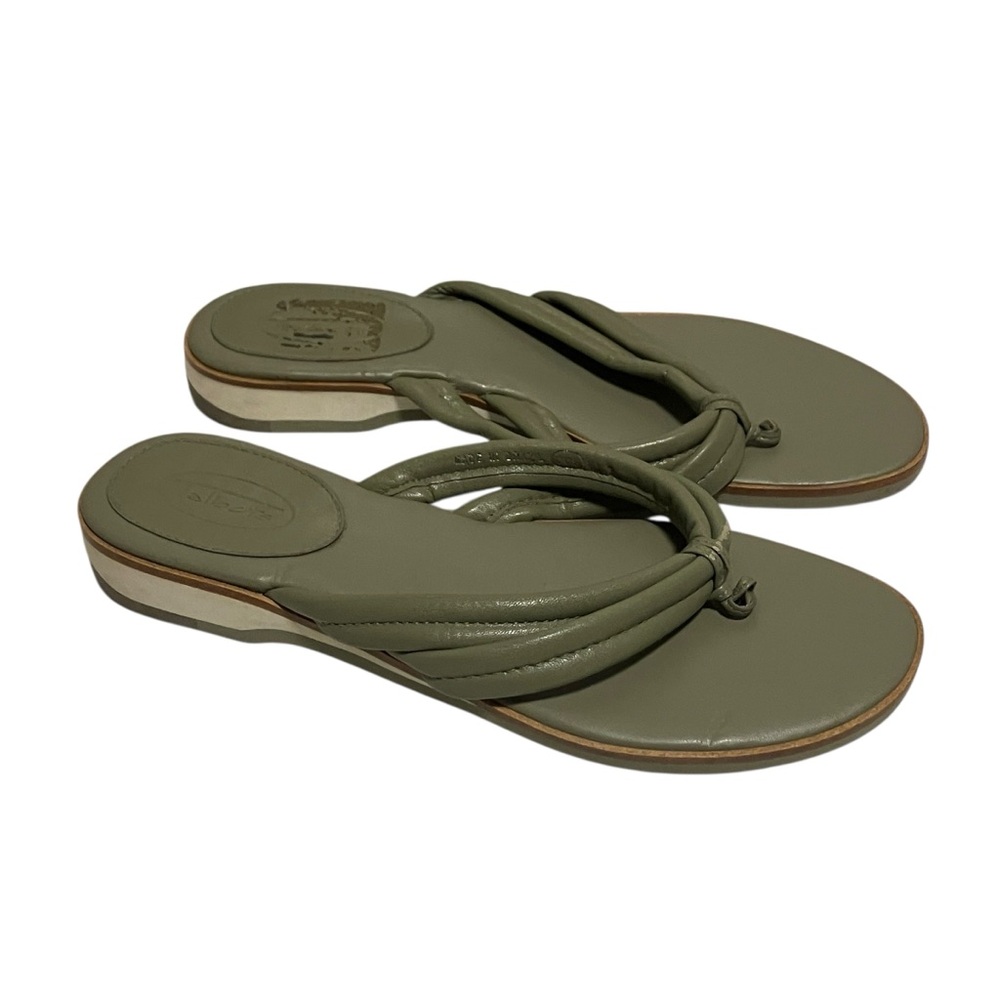 Talbots Vintage Olive Green Flip Flop Sandals